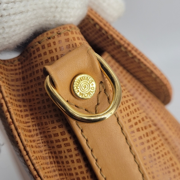 HUNTING WORLD Shoulder Bag Tan Tone Japan Made in Italy "No strap" Excellent - Picture 14 of 14